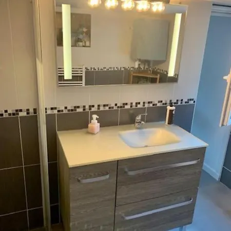 Proche Paris, Disneyland+la Vallee Village. Apartamento Villiers-sur-Marne
